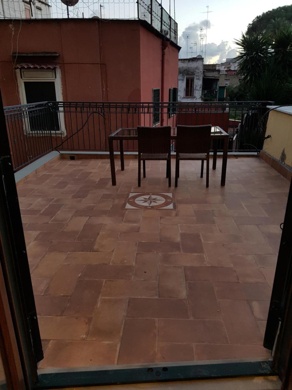 Il Giardino Di Daphne Panzió Nápoly Kültér fotó